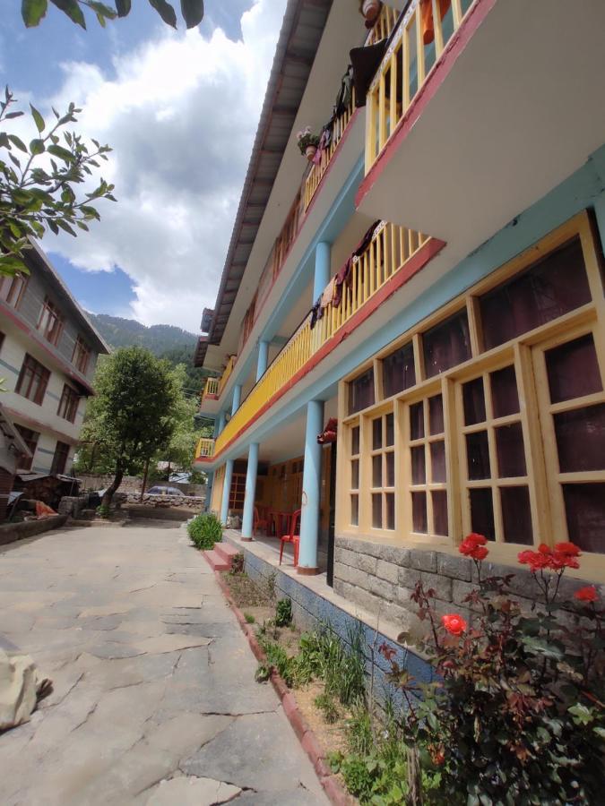 Woods Inn Mountain View Manali ภายนอก รูปภาพ