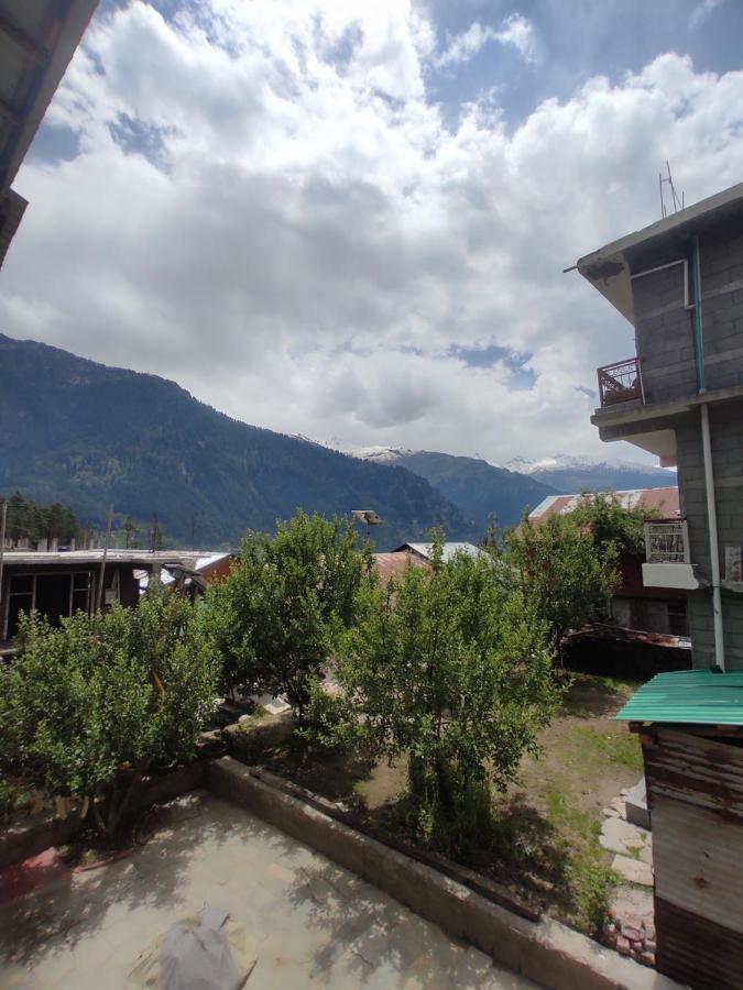 Woods Inn Mountain View Manali ภายนอก รูปภาพ
