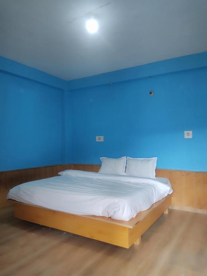 Woods Inn Mountain View Manali ภายนอก รูปภาพ