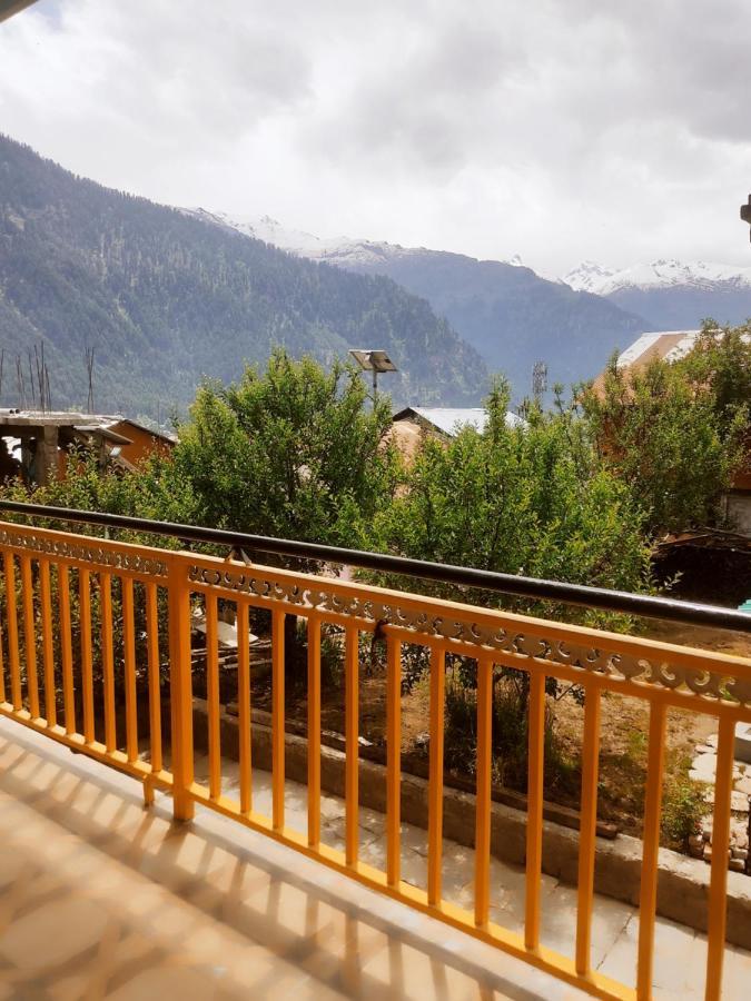 Woods Inn Mountain View Manali ภายนอก รูปภาพ