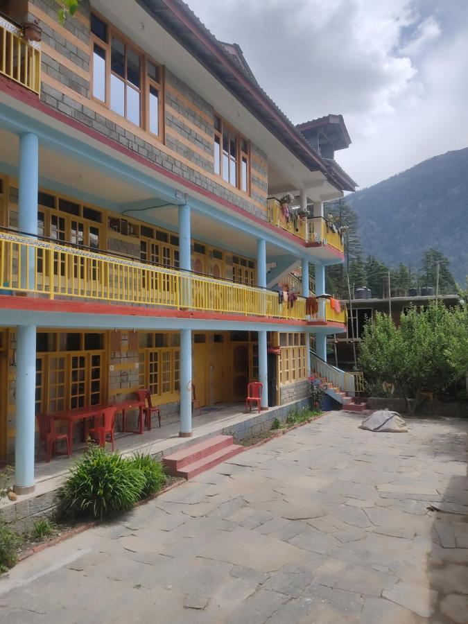 Woods Inn Mountain View Manali ภายนอก รูปภาพ