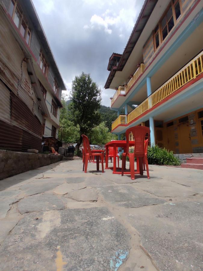 Woods Inn Mountain View Manali ภายนอก รูปภาพ