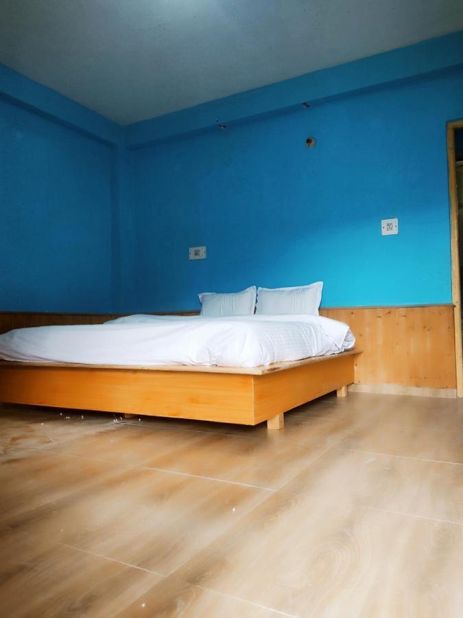 Woods Inn Mountain View Manali ภายนอก รูปภาพ
